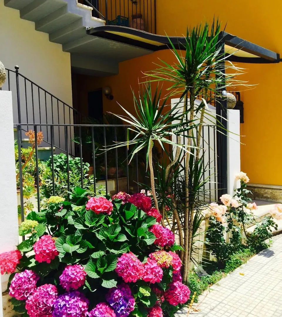 B&B Bel Orizzonte Villafranca Tirrena Bed & Breakfast